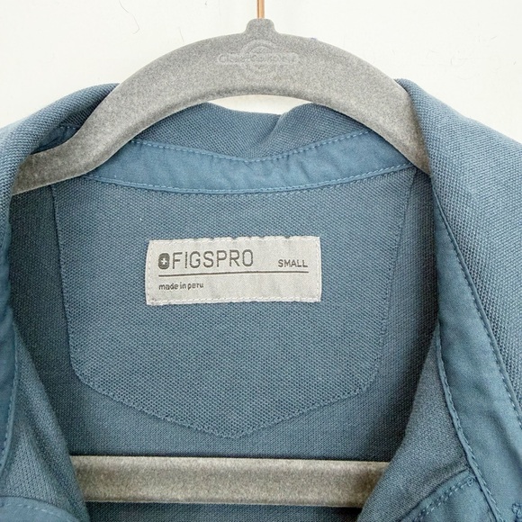 FIGSPRO Women’s Pique Drop Shoulder Polo Blue Size Small - Picture 3 of 6